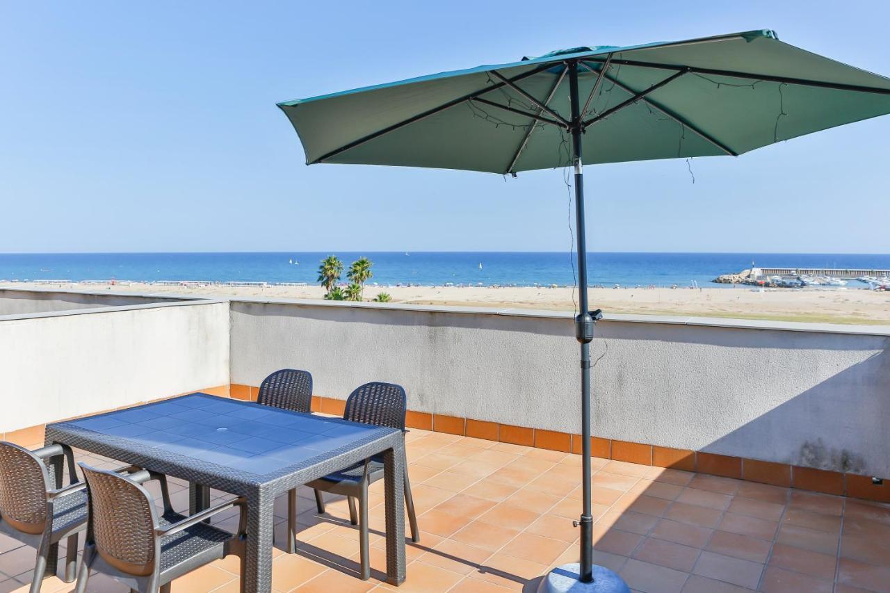 Apartaments Les Palmeres Coma-Ruga Exterior photo